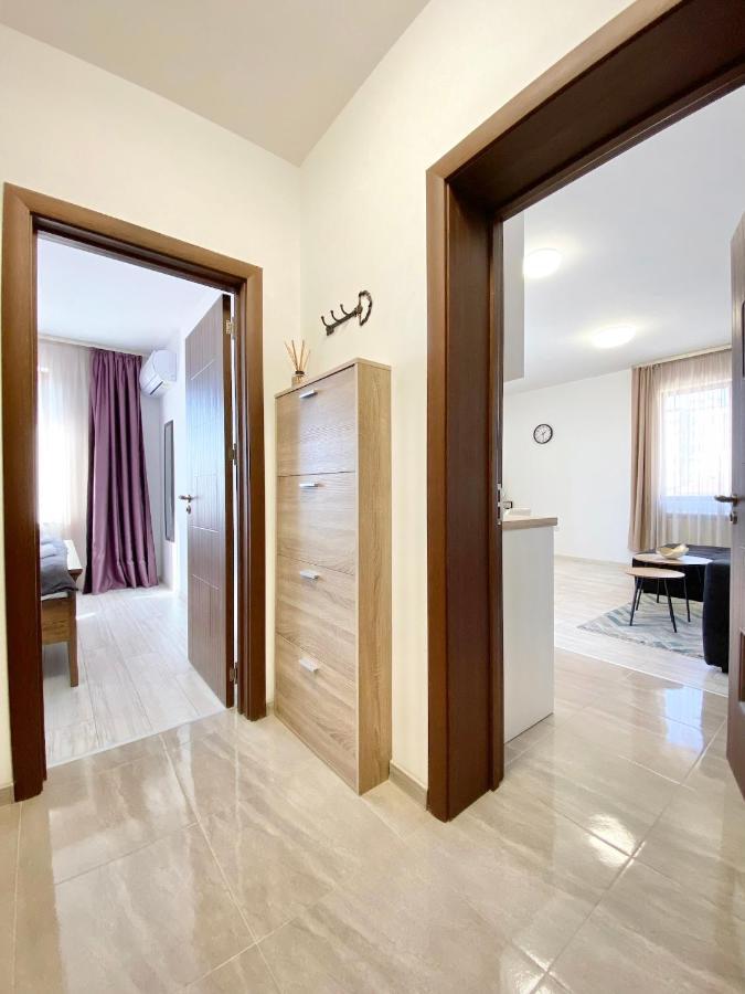 Central Apartment For 4 Guests Next To State Opera Eski Zağra Dış mekan fotoğraf